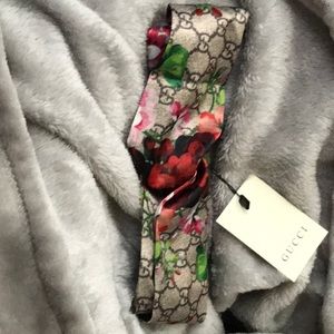 Gucci headband